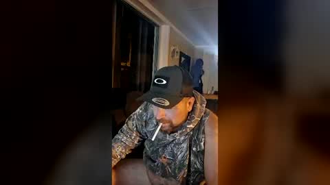 420happydaz online show from August 3, 9:04 am