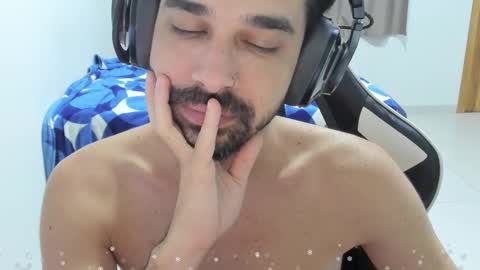 high online show from December 18, 2:07 am