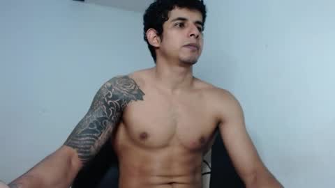  crissgex  online show from April 5, 2:52 am