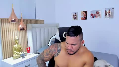 _matthew_santos_ online show from April 30, 1:45 am