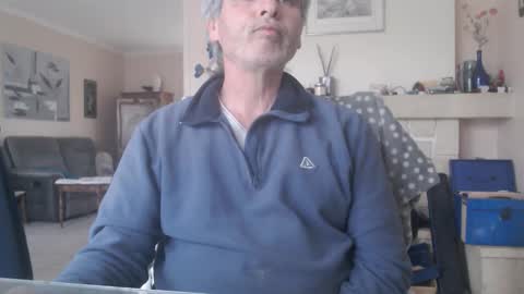 Aalex1717 online show from April 11, 12:52 pm