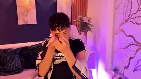 Adan  online show from June 28, 12:33 pm
