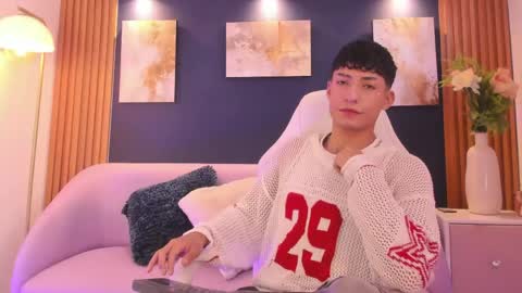 Adan  online show from May 23, 1:16 pm