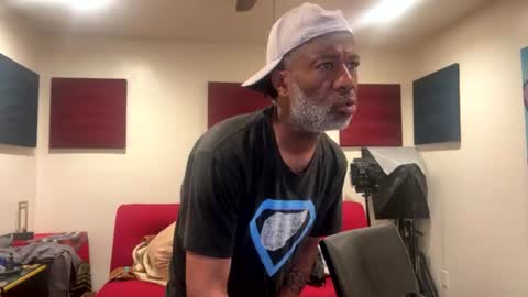 adick_ting online show from June 26, 1:13 pm