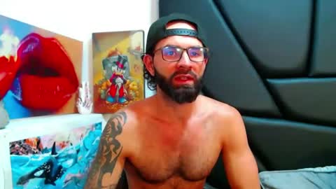 akiles online show from July 15, 11:44 pm