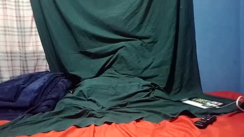 alex000w42394 online show from December 29, 3:54 am