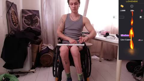 Alex WandHot online show from May 2, 9:01 am