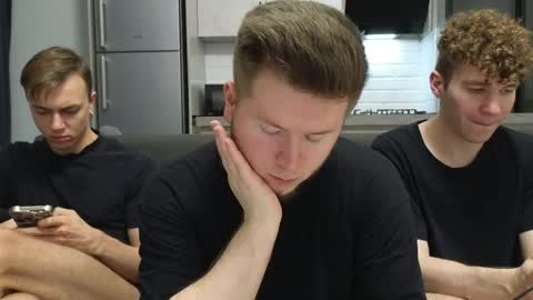 AlexDimaIgor online show from May 31, 7:48 pm