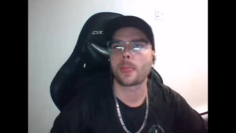 anarchyy1994 online show from June 11, 8:01 am