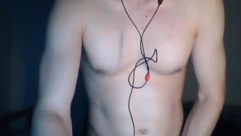 andresse_lat online show from July 18, 6:19 am