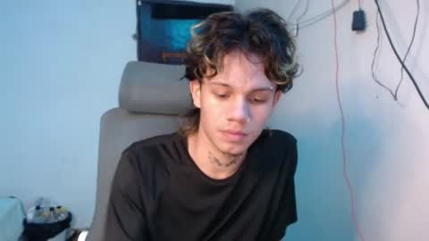 andy_dan1 online show from July 3, 12:50 am