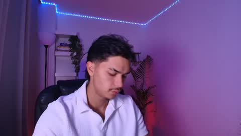 andypalmerr online show from July 26, 5:37 am