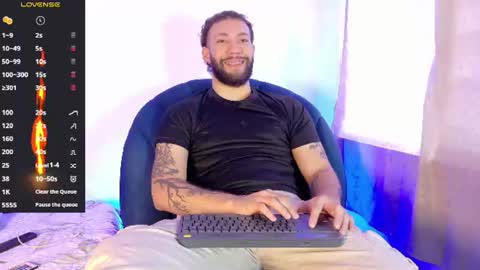 angel_kyrozz online show from July 17, 7:20 pm