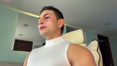 Angelo Ferro online show from June 21, 3:34 am