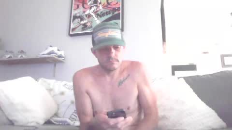 another_nice_guy207137 online show from July 7, 6:22 pm