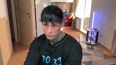 Tom online show from March 20, 9:13 am