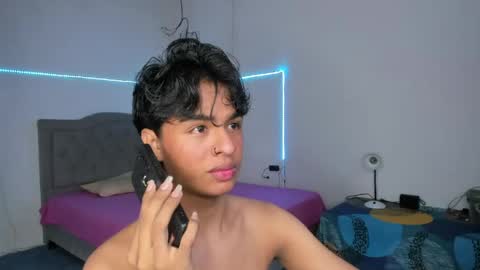 ariel_adan online show from June 5, 7:08 pm