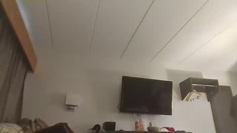 ariggz online show from February 5, 8:57 pm