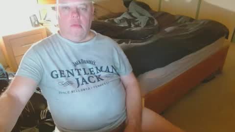 Arnie  online show from April 21, 11:38 am