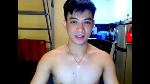 asiandreamboyx online show from May 5, 1:29 am