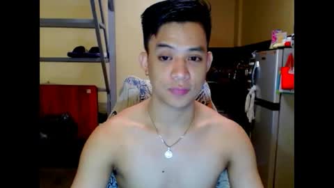 asiandreamboyx online show from May 27, 4:20 am