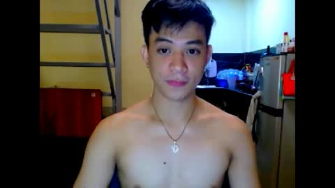 asiandreamboyx online show from May 19, 4:08 am