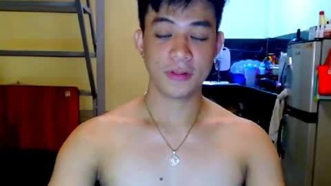 asiandreamboyx online show from June 15, 4:32 pm