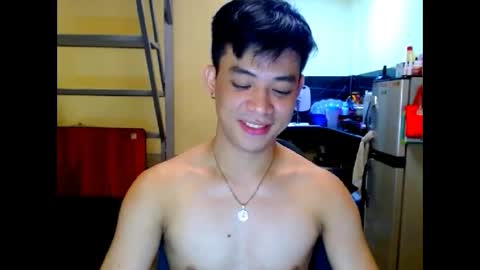 asiandreamboyx online show from April 25, 1:41 pm