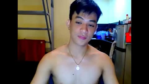 asiandreamboyx online show from May 28, 4:21 am