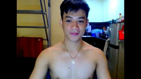asiandreamboyx online show from May 30, 5:13 pm