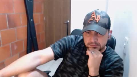 Nick Astton online show from February 25, 2:47 am