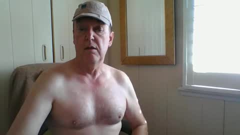 astute008 online show from March 27, 10:43 pm