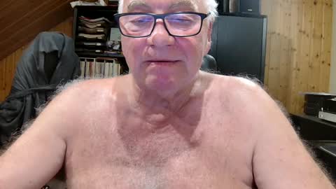 asusandy online show from June 24, 11:18 pm