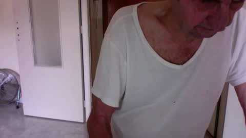 auguste688483 online show from March 21, 9:14 am