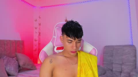 AXEL online show from May 5, 2:24 am