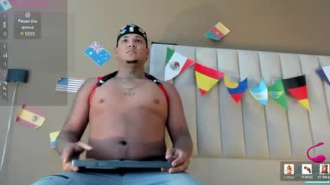 Axell online show from June 25, 11:04 am