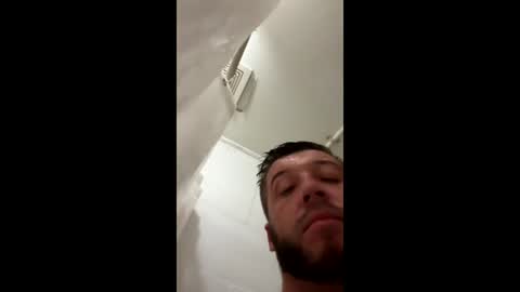 b44212157 online show from June 4, 4:24 pm
