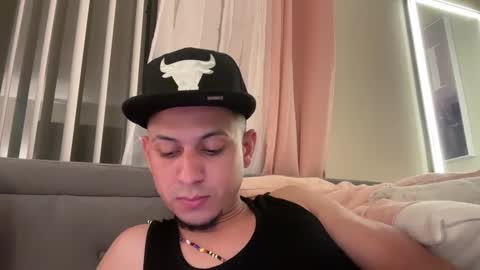 babboy25 online show from February 21, 5:24 am