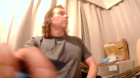 badbunnybenny online show from May 23, 12:10 pm
