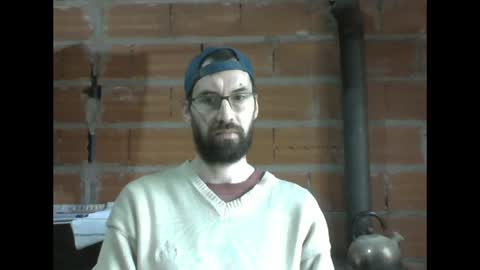 Ezequiel online show from May 28, 12:25 pm