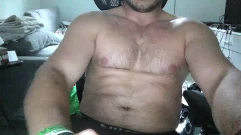 benzoil20007 online show from June 6, 6:03 pm