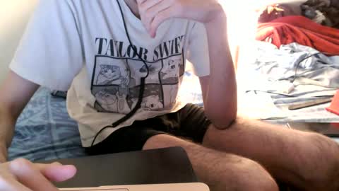 berceuse111 online show from July 14, 12:33 pm