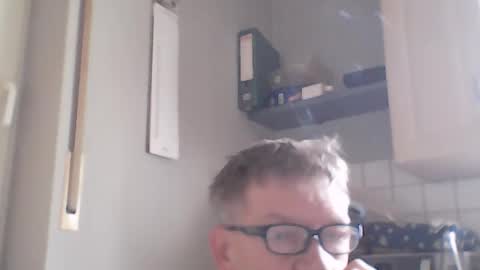 bernie6004 online show from June 17, 8:49 am