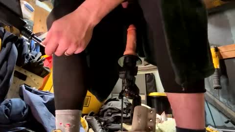 bigmanaround9 online show from March 15, 10:23 am