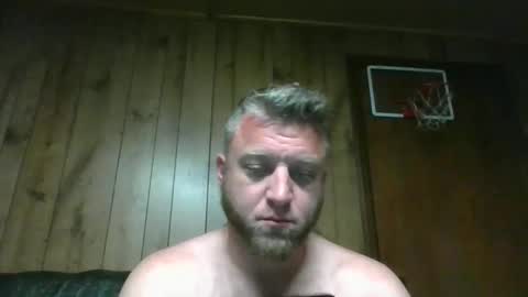 bjhancock_28 online show from May 4, 7:10 am