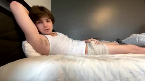 bkennedy829 online show from March 5, 5:53 pm