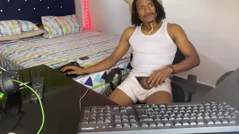 blackpiece26 online show from April 25, 10:18 pm