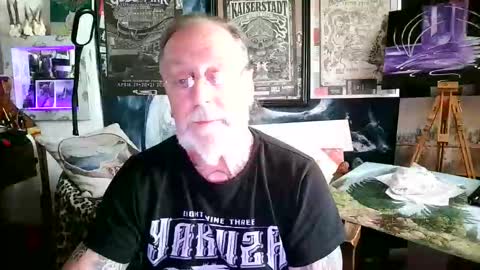 blindsurfer780299 online show from June 2, 10:49 am