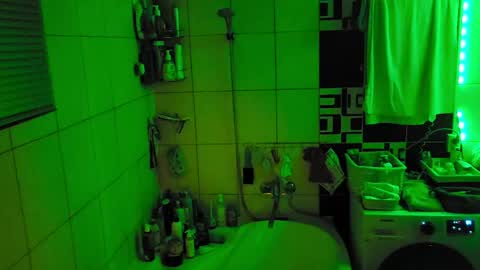 blond_boy69 online show from April 27, 9:20 pm