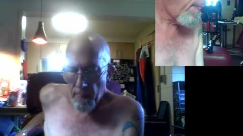 Bong Fellatio online show from June 21, 8:58 pm